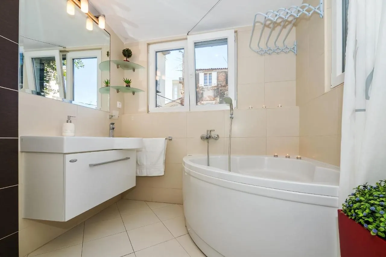 Central Luxury Apartment Xenia Split