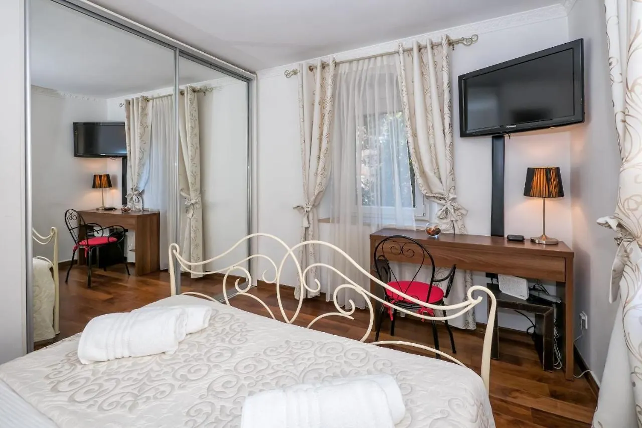 Central Luxury Apartment Xenia Split